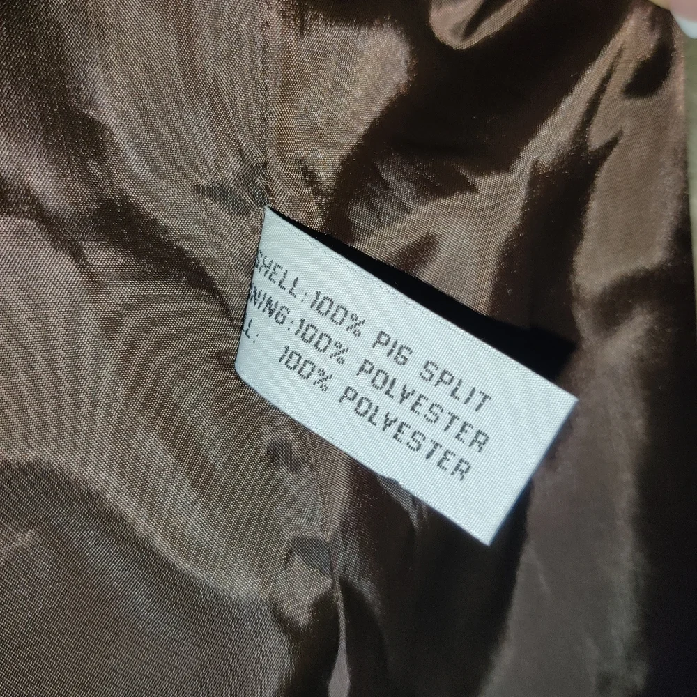 Vintage Brown Leather Jacket with Plush Cream Fur Collar - Picture 15 of 16